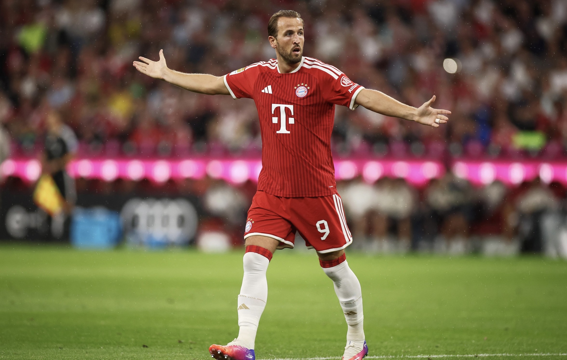HARRY KANE LEADER